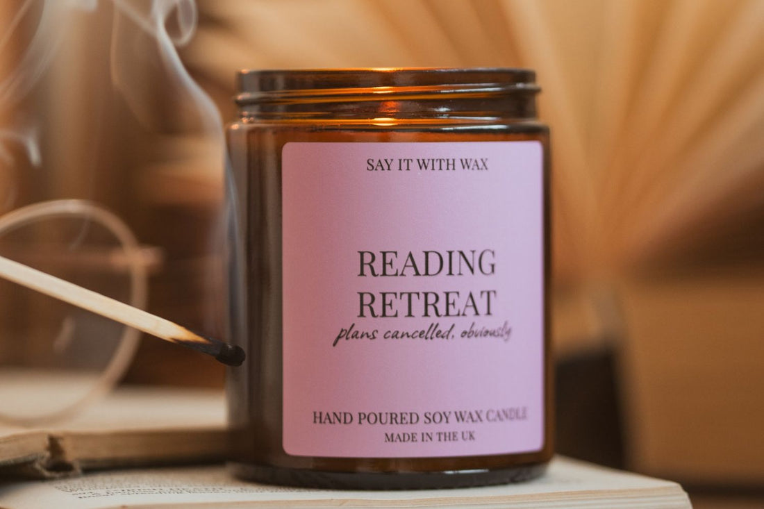Christmas Candle Gift Guide for Book Lovers
